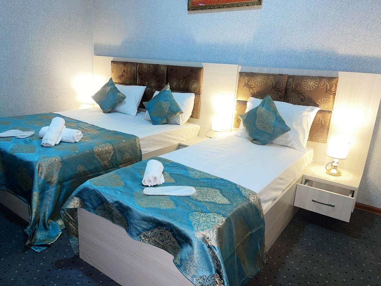 Avi Hotel บากู ภายนอก รูปภาพ