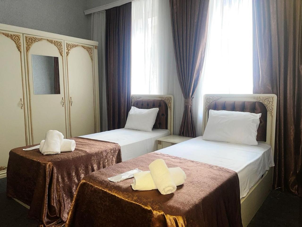 Avi Hotel บากู ภายนอก รูปภาพ