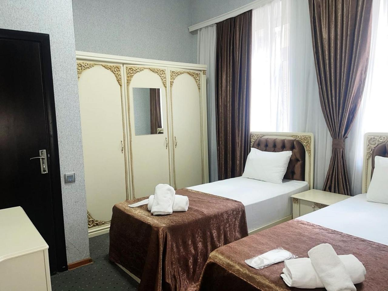 Avi Hotel บากู ภายนอก รูปภาพ