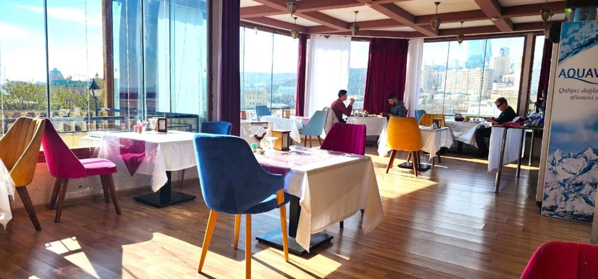 Avi Hotel บากู ภายนอก รูปภาพ