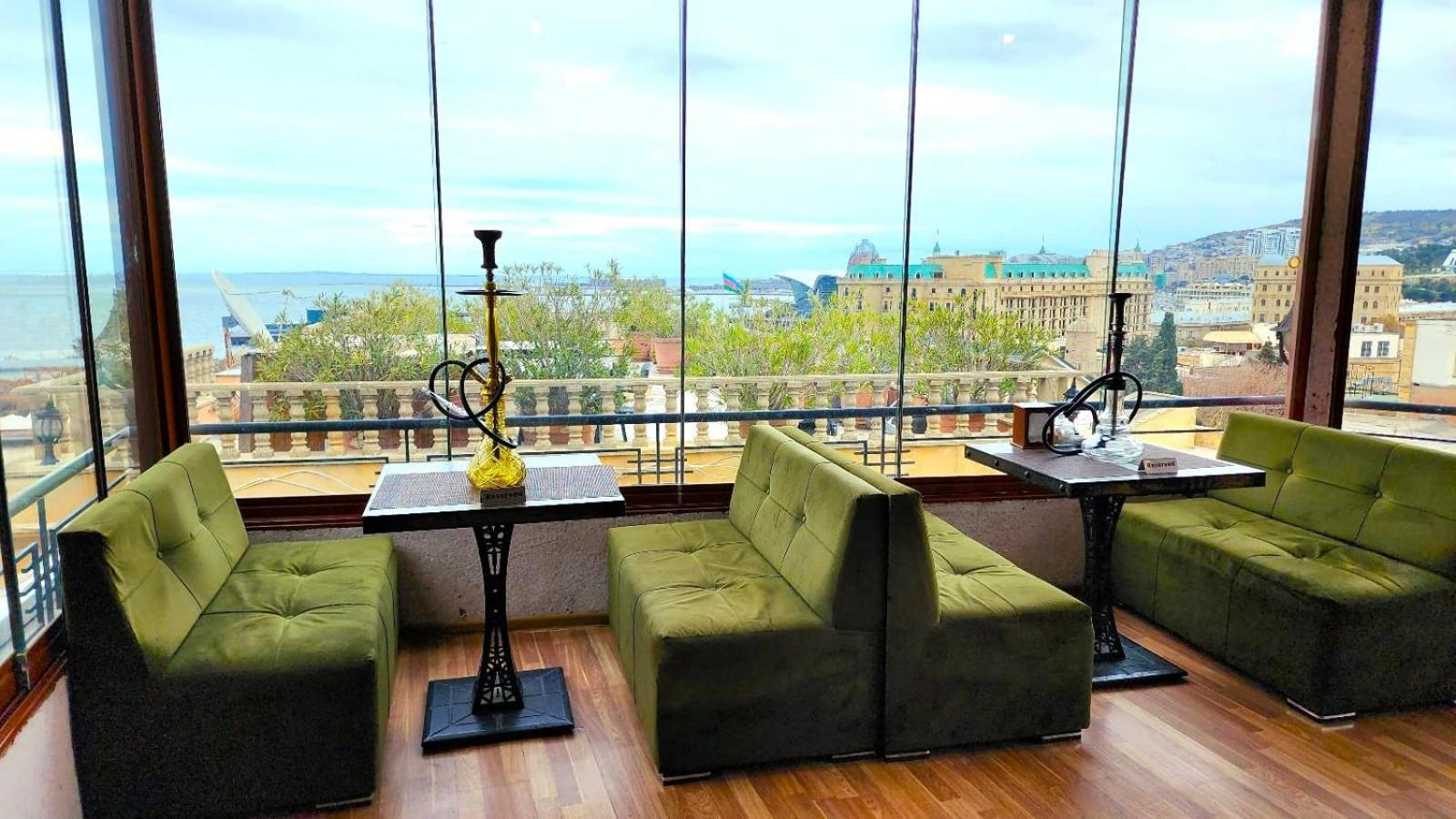 Avi Hotel บากู ภายนอก รูปภาพ