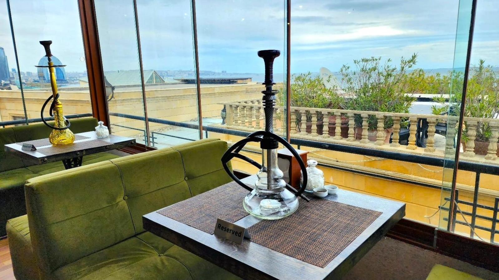 Avi Hotel บากู ภายนอก รูปภาพ